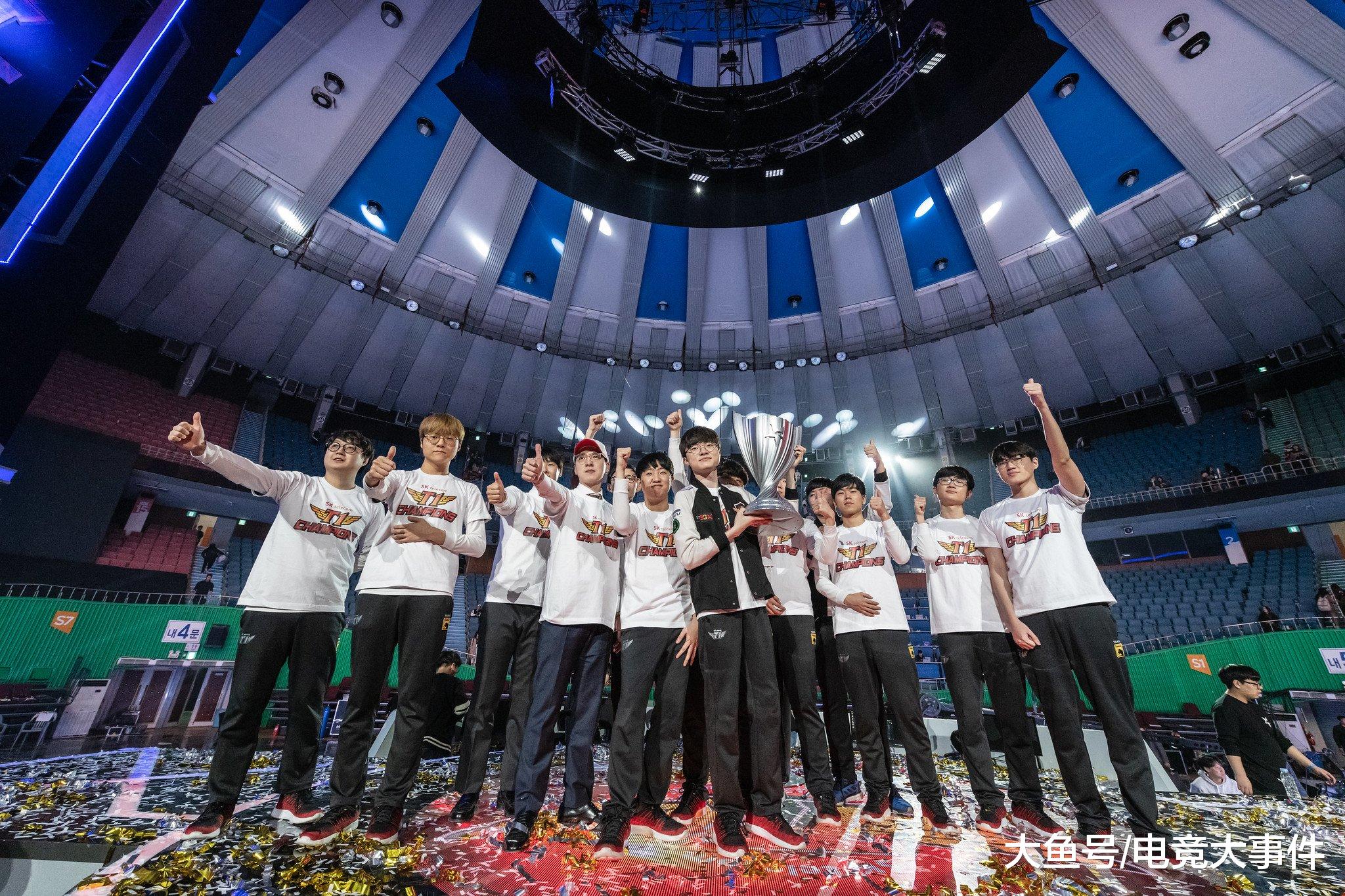 赛车战队状态火热,誓夺总冠军 赛车战队状态火热,誓夺总冠军