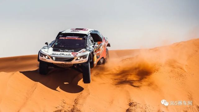 包含最新战报：赛车豪取连胜，冠军在望的词条