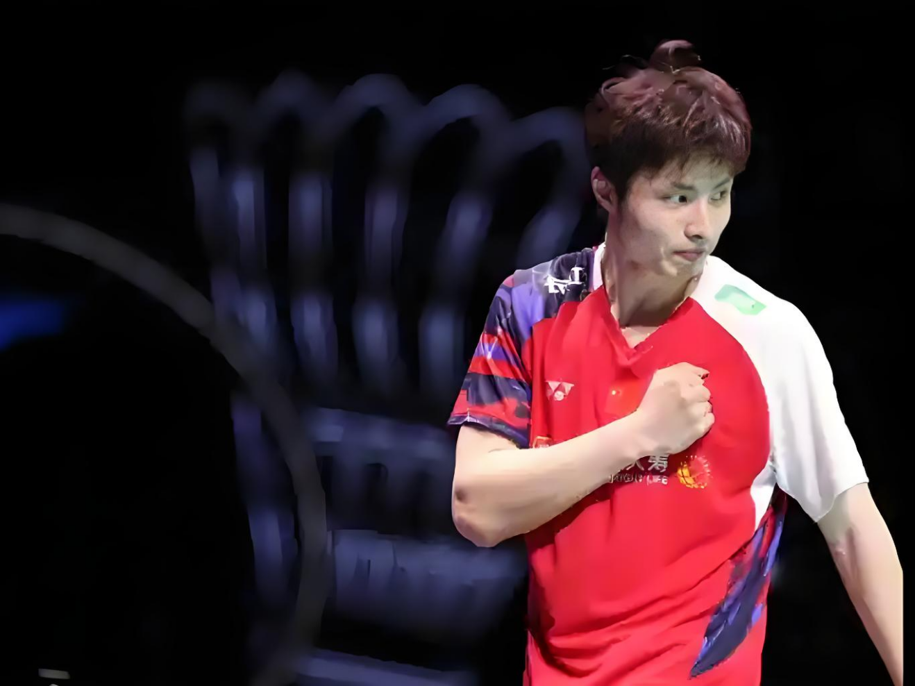 印尼队完胜丹麦队，石宇奇带队取胜