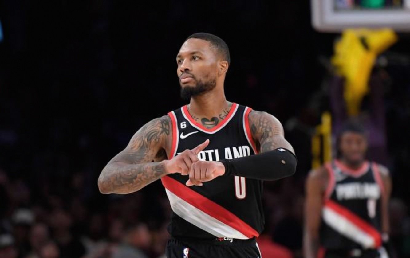 独行侠翻盘雷霆，利拉德点燃赛场