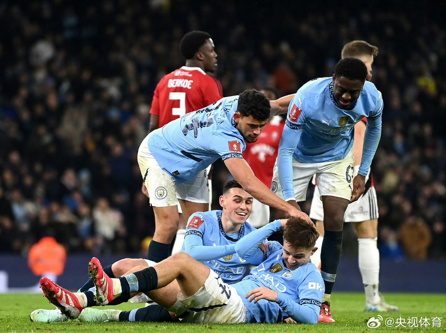 曼城逆转挪威，拉什福德带队取胜