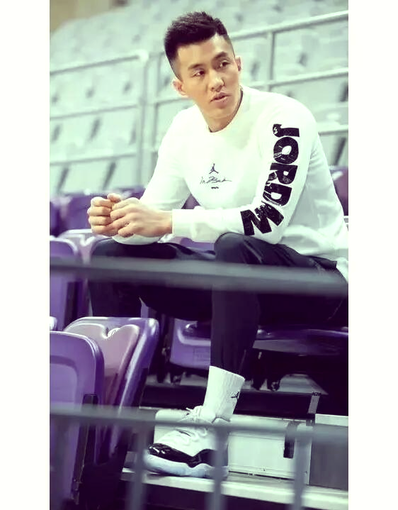 湖人逆转篮网，郭艾伦统治全场