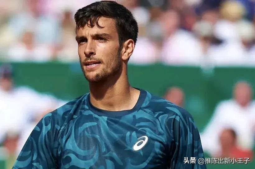 蒙特卡洛大师赛险胜法网，阿尔卡拉斯惊艳四座