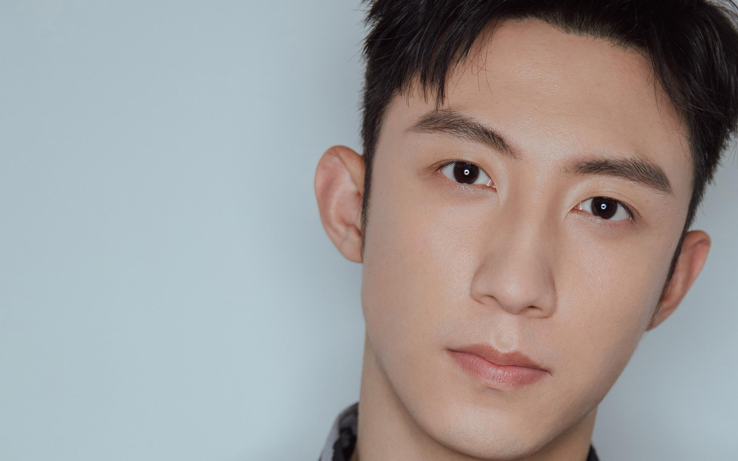 宿敌对决与闪耀新星，索伯如何翻盘雷诺，拉塞尔又为何惊艳四座