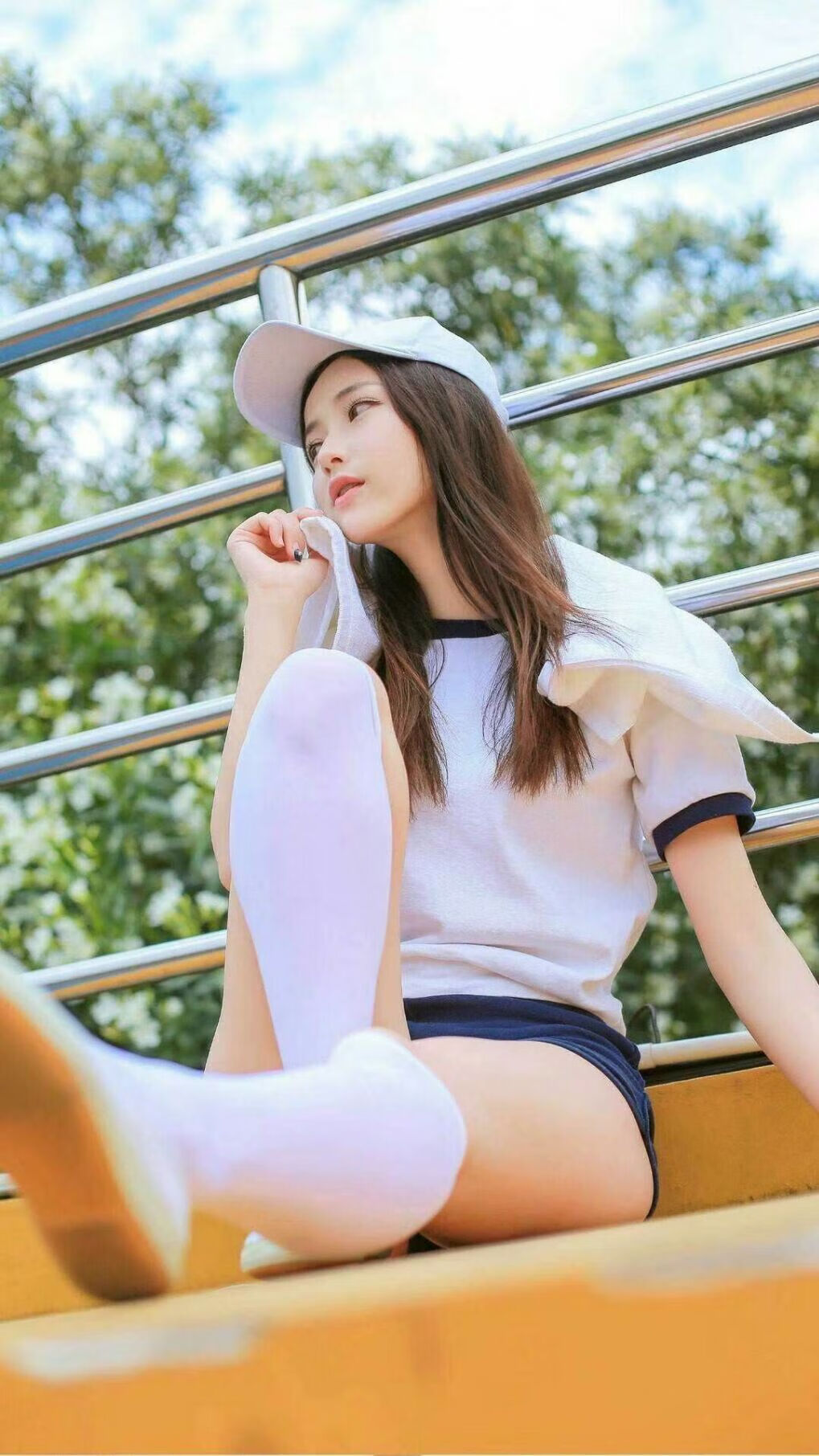 金色镰刀与黑色闪电，奥纳纳一扑，收割尼日利亚的未来